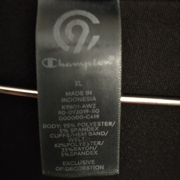 🌑C9 BY CHAMPION 🌑 Black Velour Pull Over - Picture 5 of 5